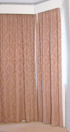 Curtain