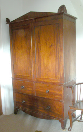 Linen press