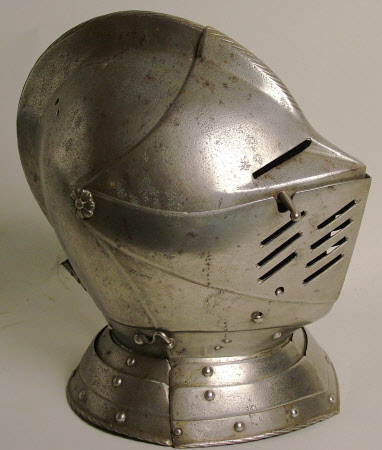 Close helmet