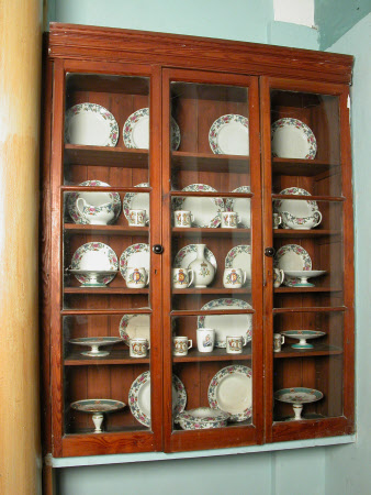 Wall cupboard