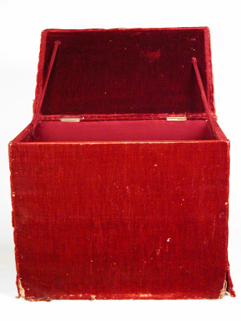 Blanket box