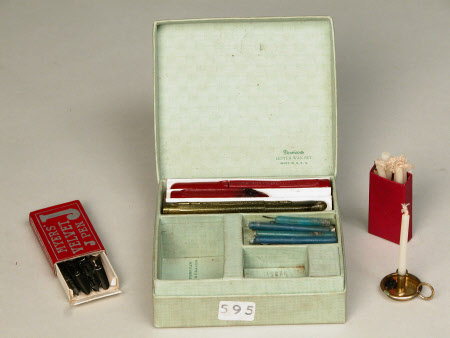 Sealing wax box
