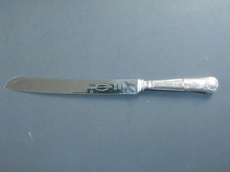 Bread knife