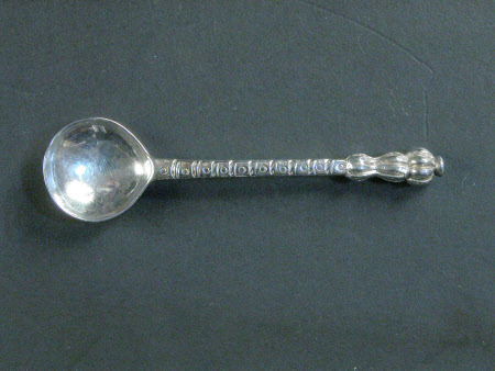 Mustard spoon