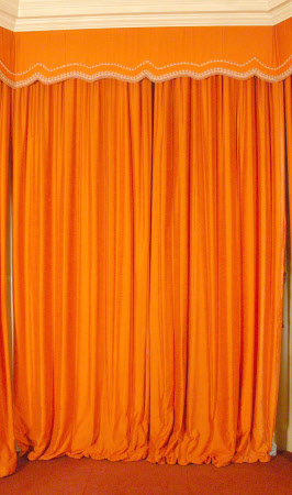 Curtain set