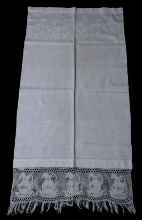 Bath towel