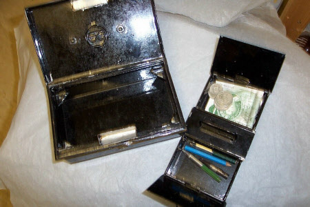 Cash box