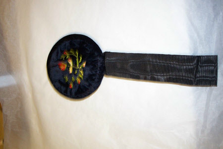 Needle tidy
