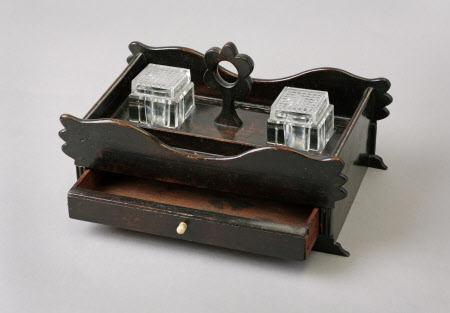 Ink stand
