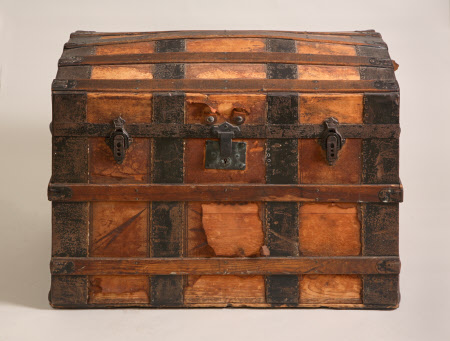 Cabin trunk