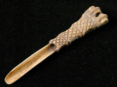 Cheese scoop