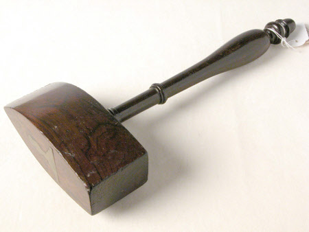Auctioneer's gavel