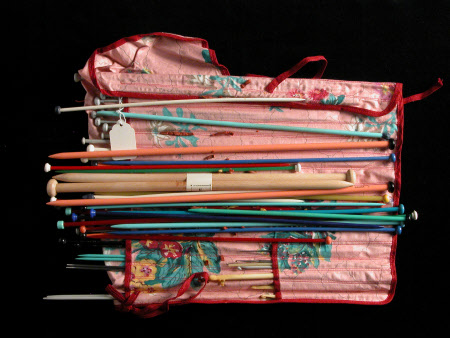 Knitting needle