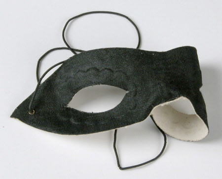 Toy mask