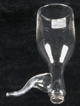 Stirrup cup