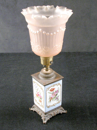Table lamp