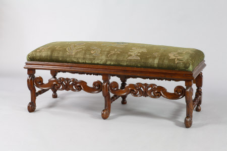 Long stool