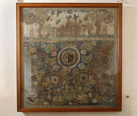 Table carpet of a shield of arms and a church