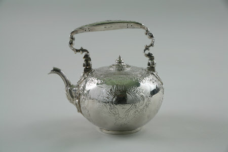 Tea kettle