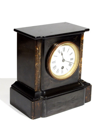 Mantel clock