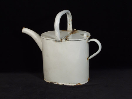 Hot water can