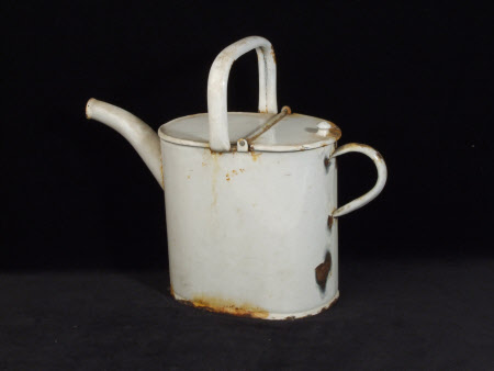 Hot water can