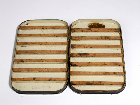 Fly box