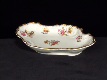 Serving dish