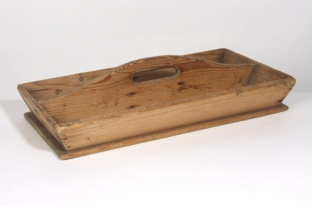 Cutlery tray