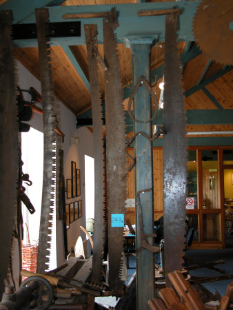 Crosscut saw