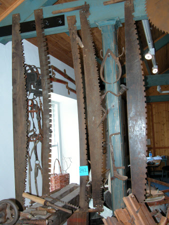 Crosscut saw