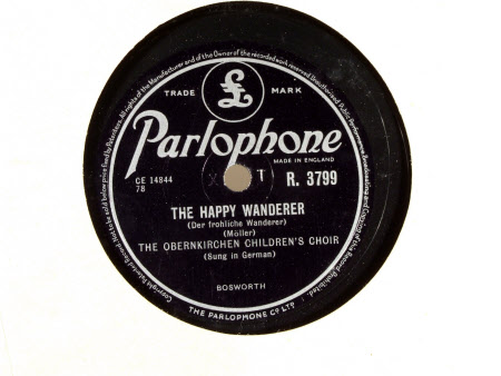Side;1) Evensong / Side;2) The Happy Wanderer