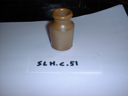 Pen pot
