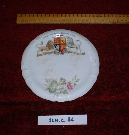 Plate to commemorate the Jubilee of Queen Victoria (1819-1901) 