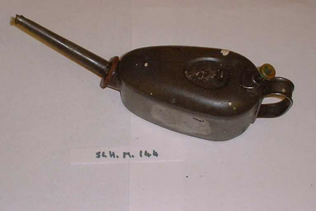 Oil can