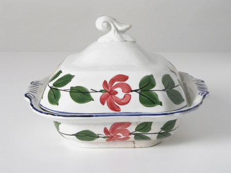 Tureen cover