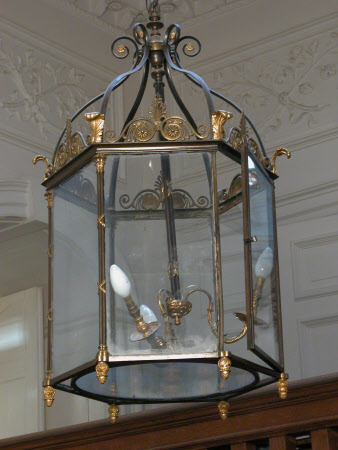 Hanging lantern