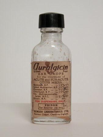 Ear drop bottle