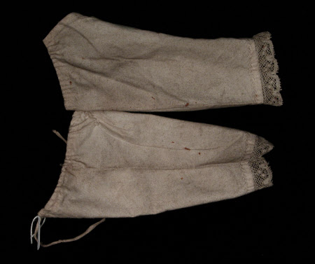 Doll's pantaloons