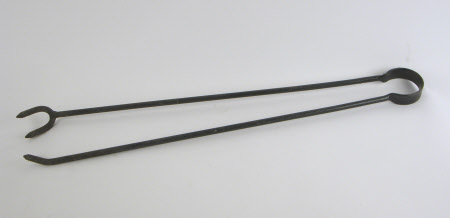 Tongs