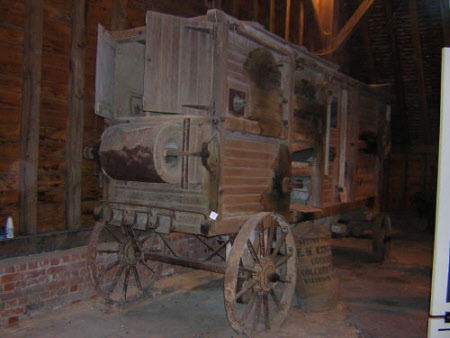 Threshing machine
