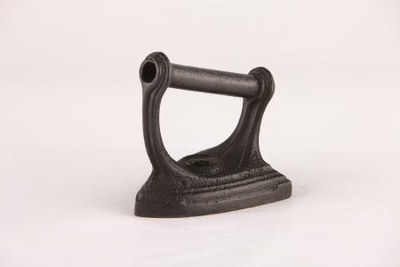 Travelling iron