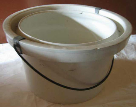 Slop pail
