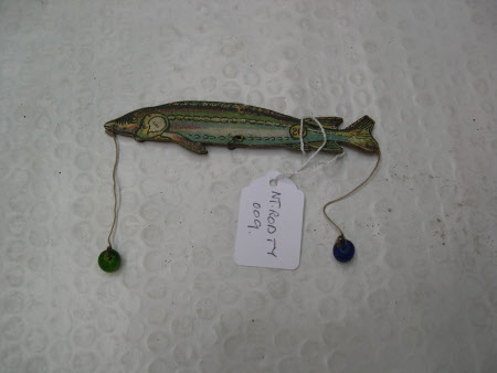Toy fish