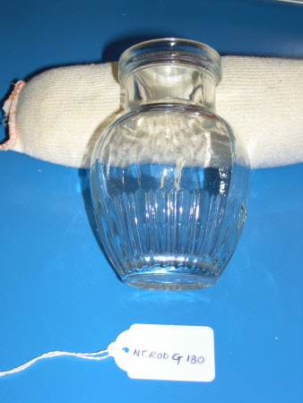 Glass jar