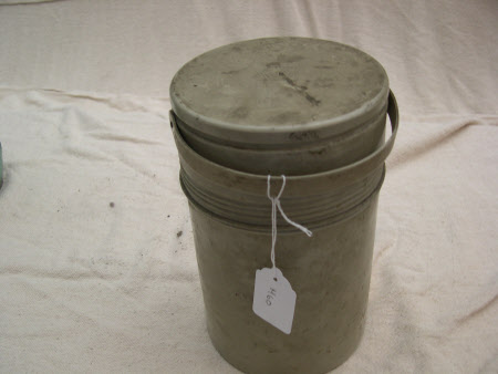 Vacuum flask