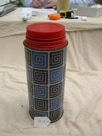 Vacuum flask