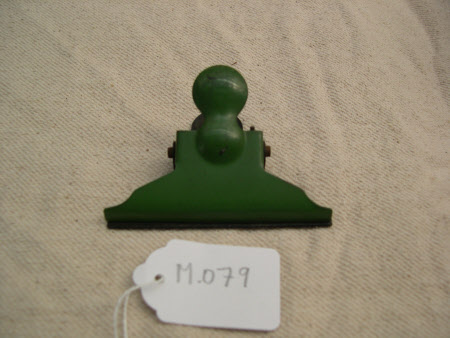 Bulldog clip