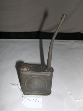 Oil can