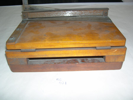 Guillotine